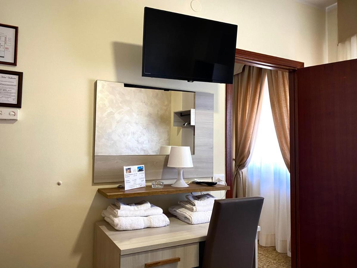 Hotel Vallisdea Сала-Консіліна Екстер'єр фото