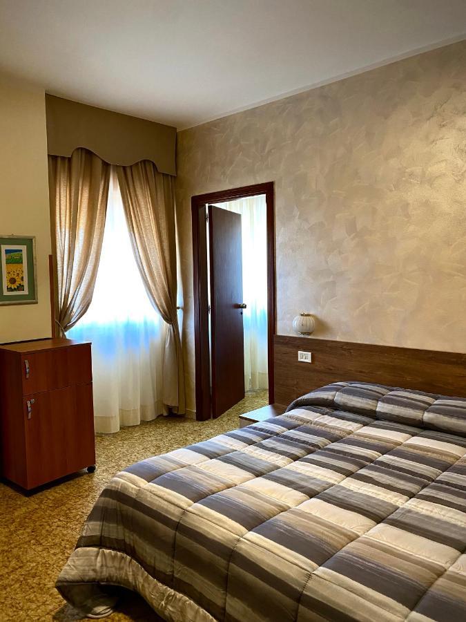 Hotel Vallisdea Сала-Консіліна Екстер'єр фото
