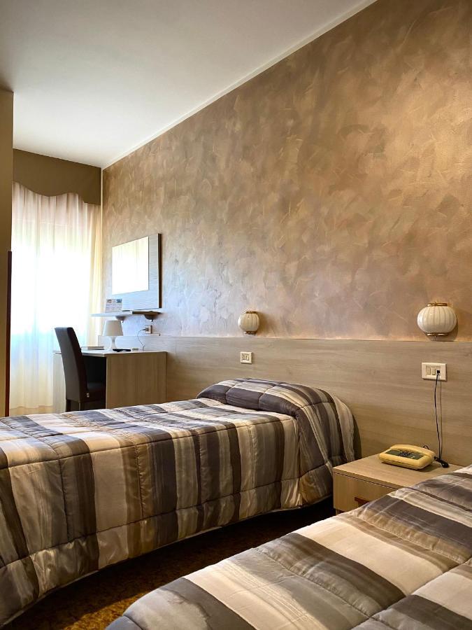 Hotel Vallisdea Сала-Консіліна Екстер'єр фото