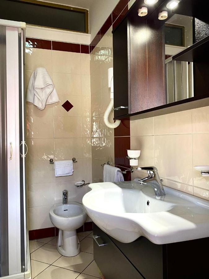 Hotel Vallisdea Сала-Консіліна Екстер'єр фото