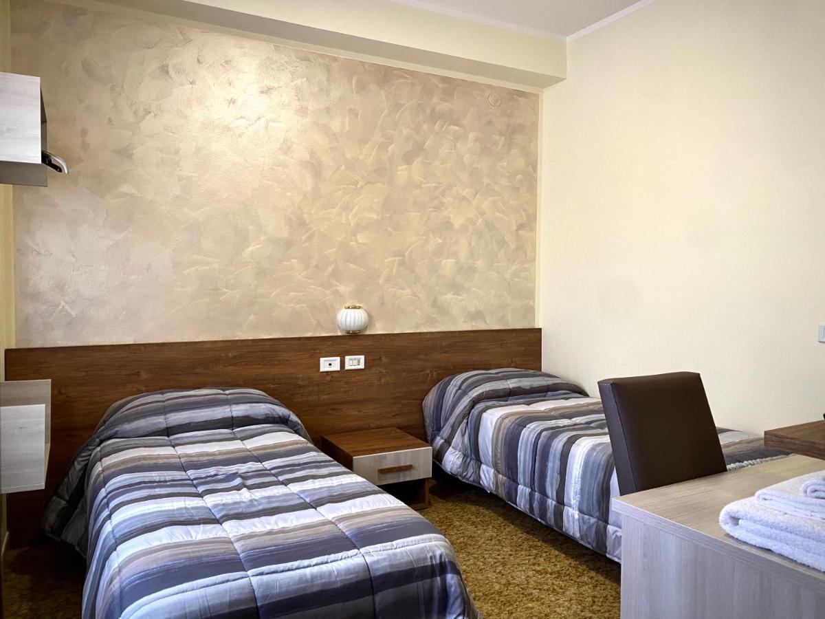 Hotel Vallisdea Сала-Консіліна Екстер'єр фото