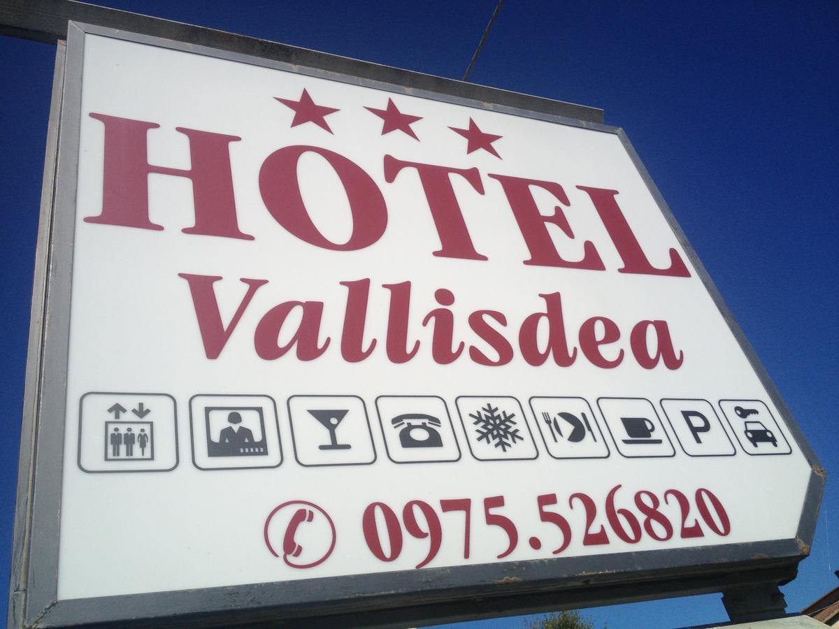 Hotel Vallisdea Сала-Консіліна Екстер'єр фото