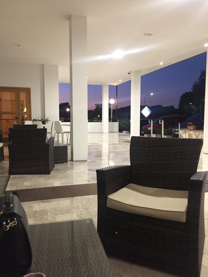 Hotel Vallisdea Сала-Консіліна Екстер'єр фото